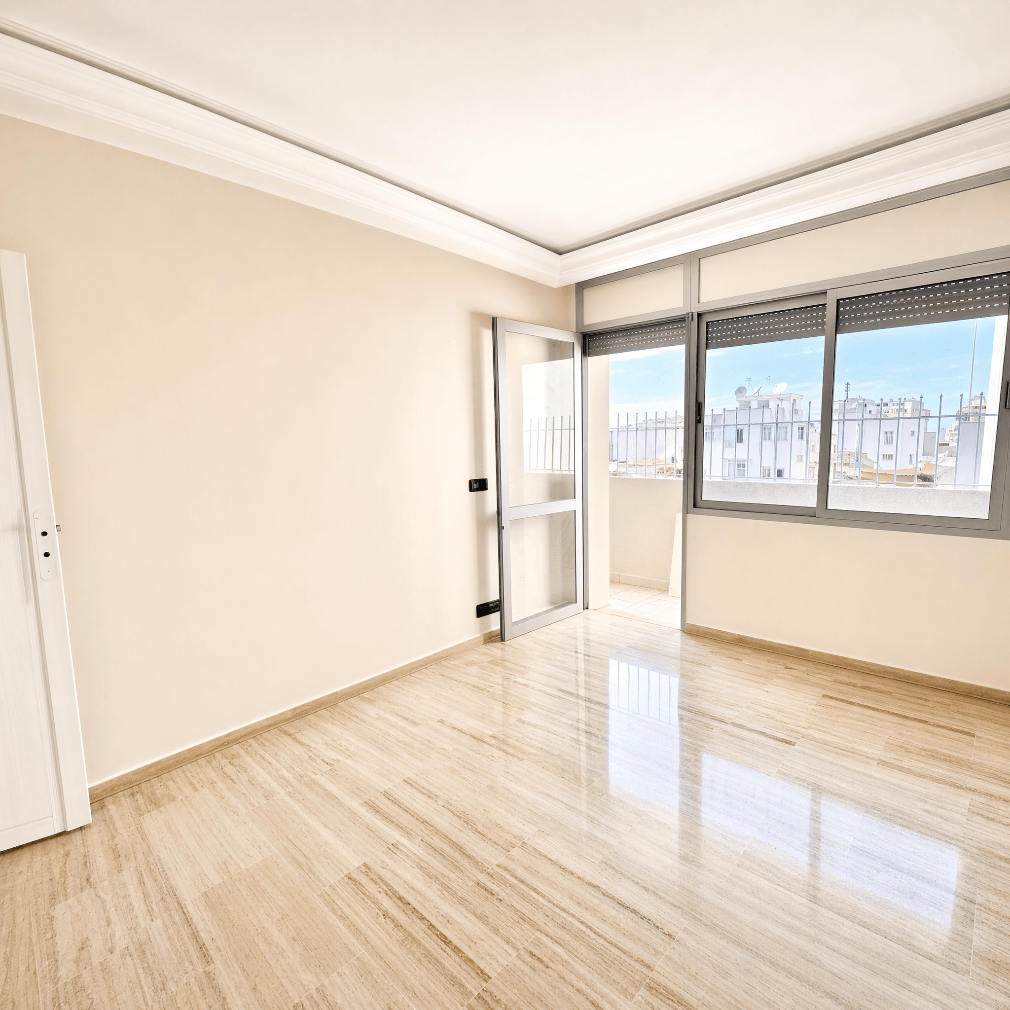 Appartement traversant — Autres