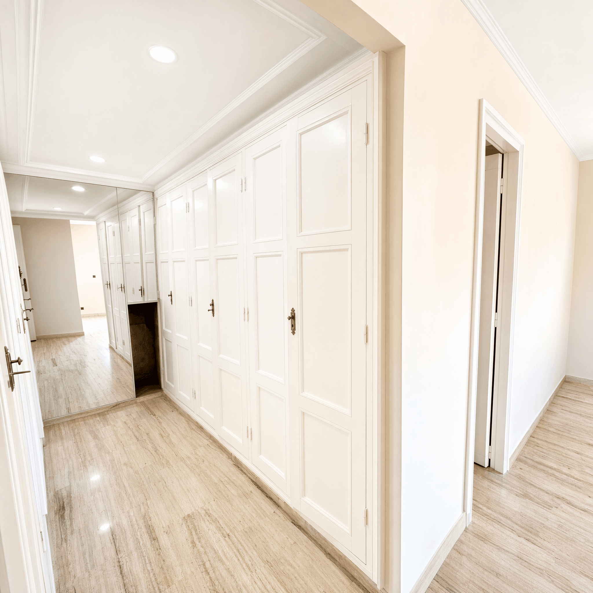 Appartement traversant — Autres