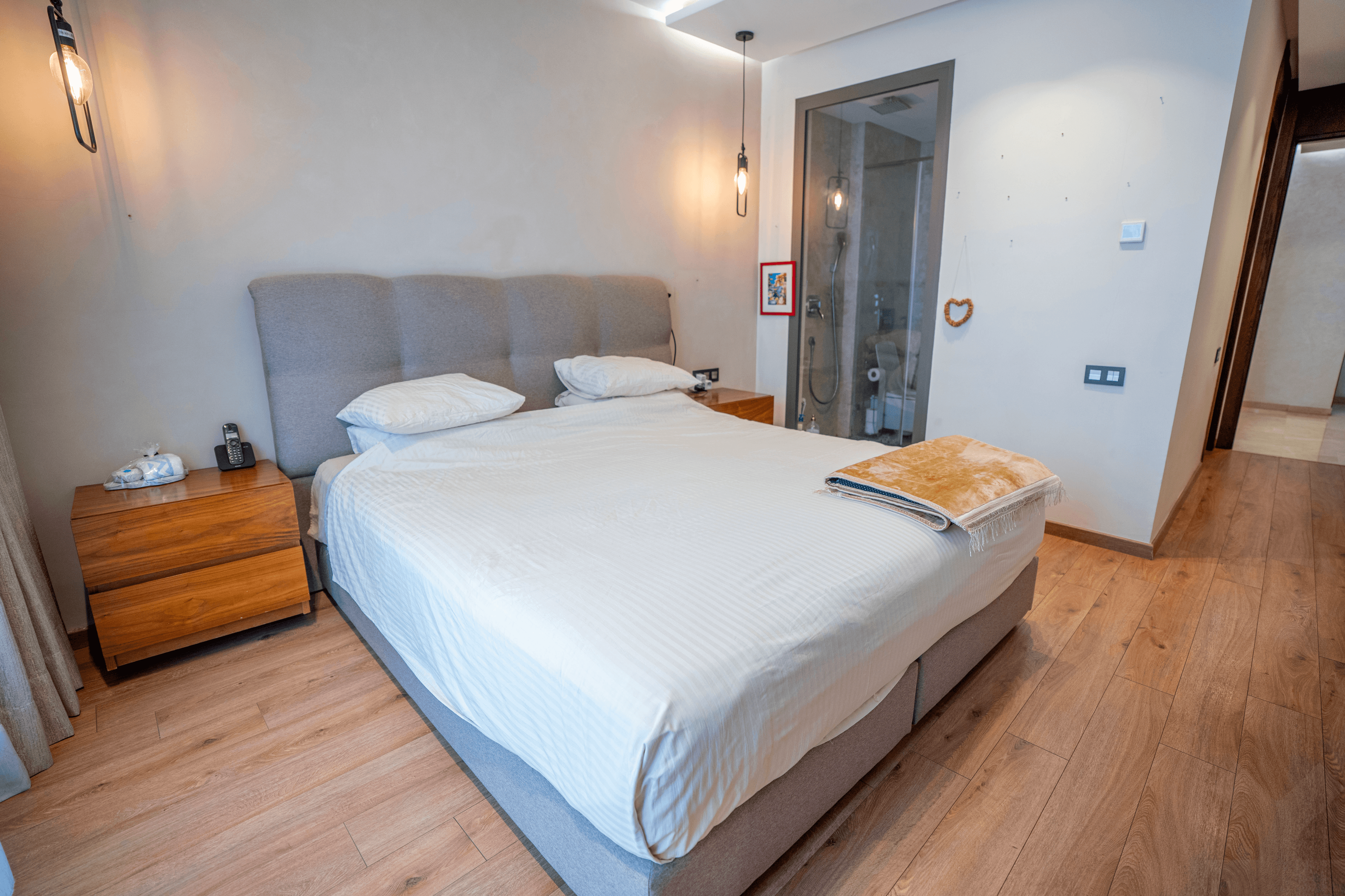 Appartement 3ch | Ferme Bretonne | Design contemporain & vue ville — Autres
