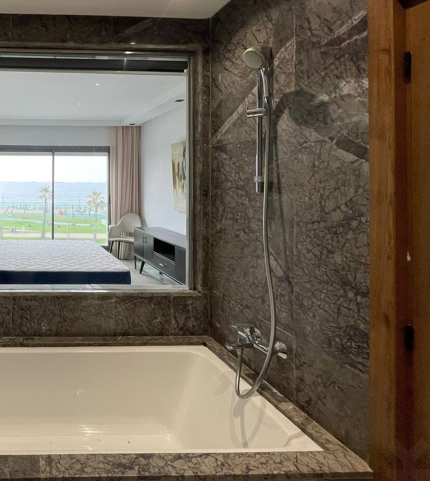 Appartement meublé à louer, vue mer — Autres