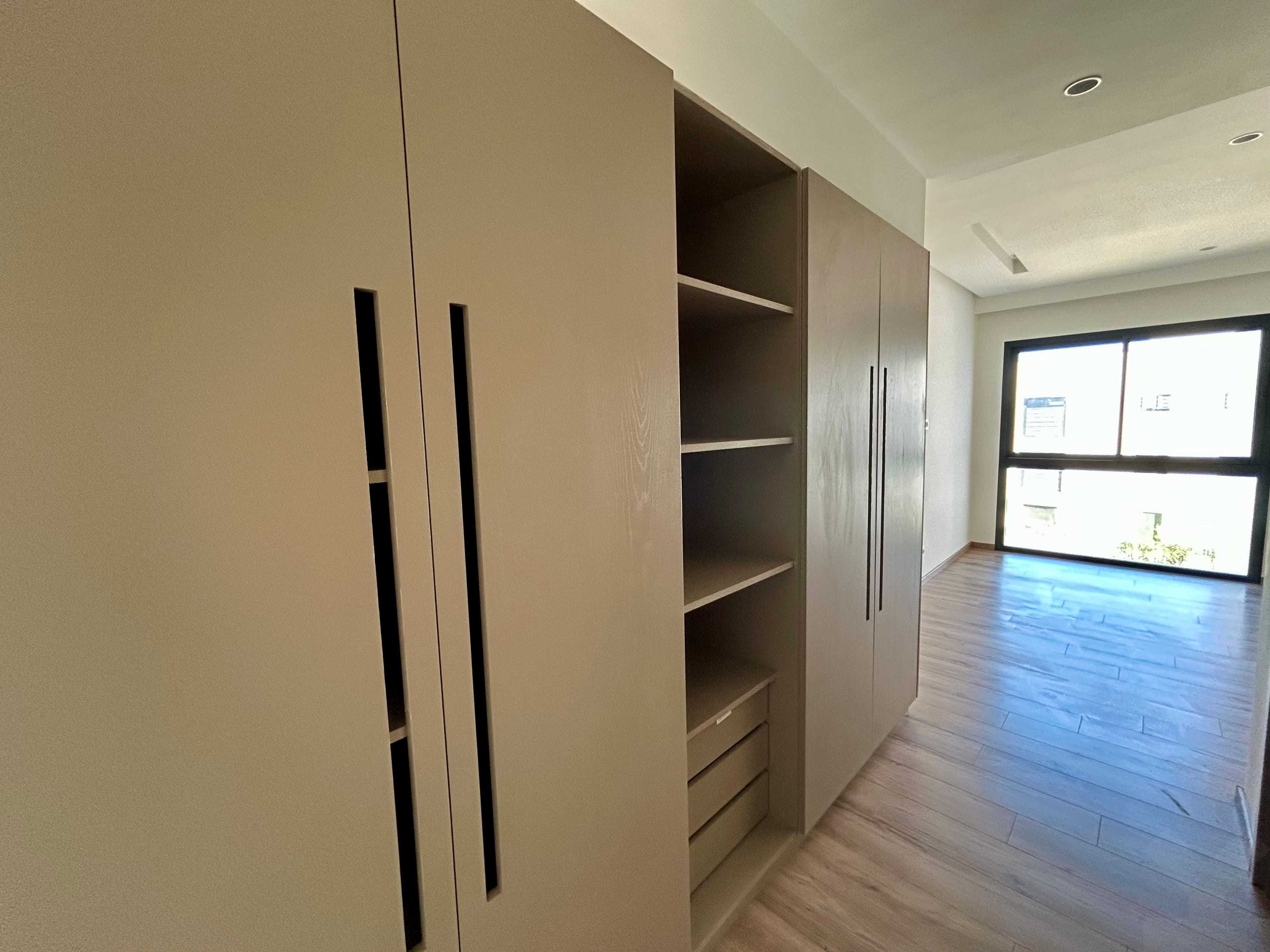 Ain Diab Extension 2 : 2 chambres, 133 m² avec piscine — Autres