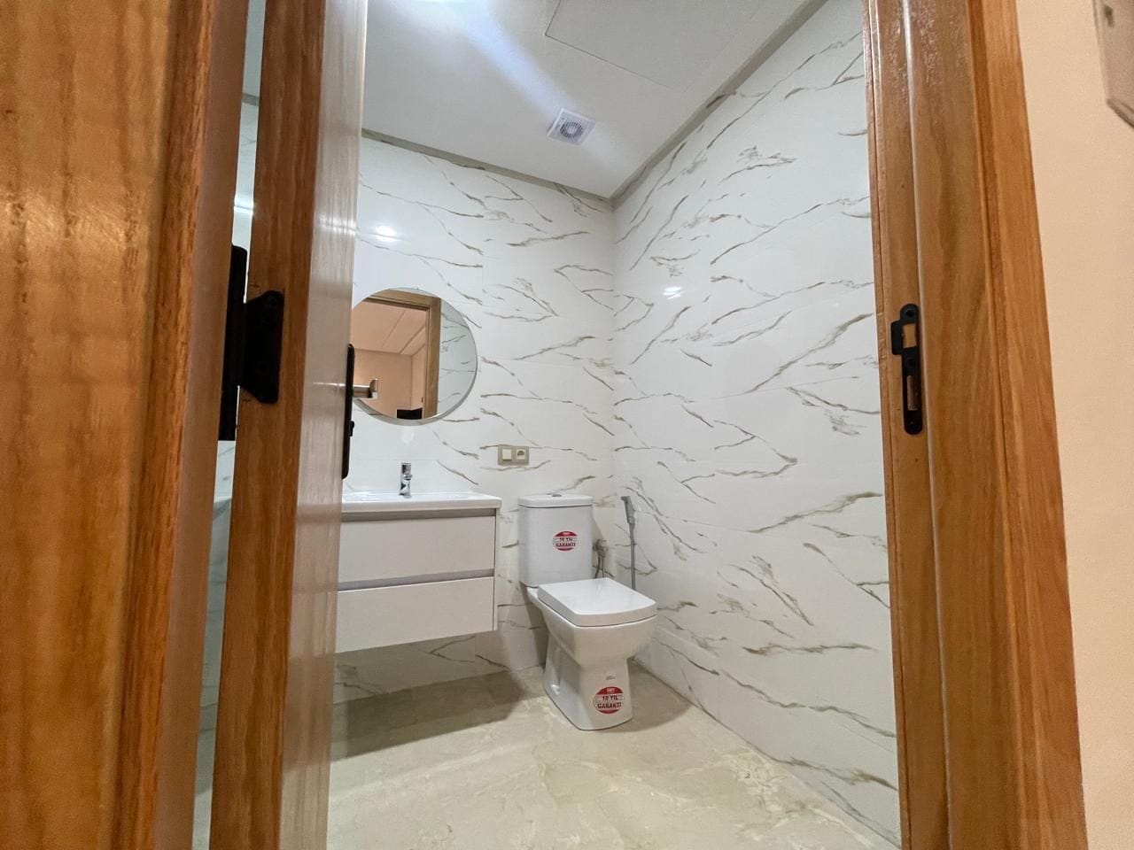 Studio design près de l'hopital Cheikh Khalifa – Finitions luxe, vue ville