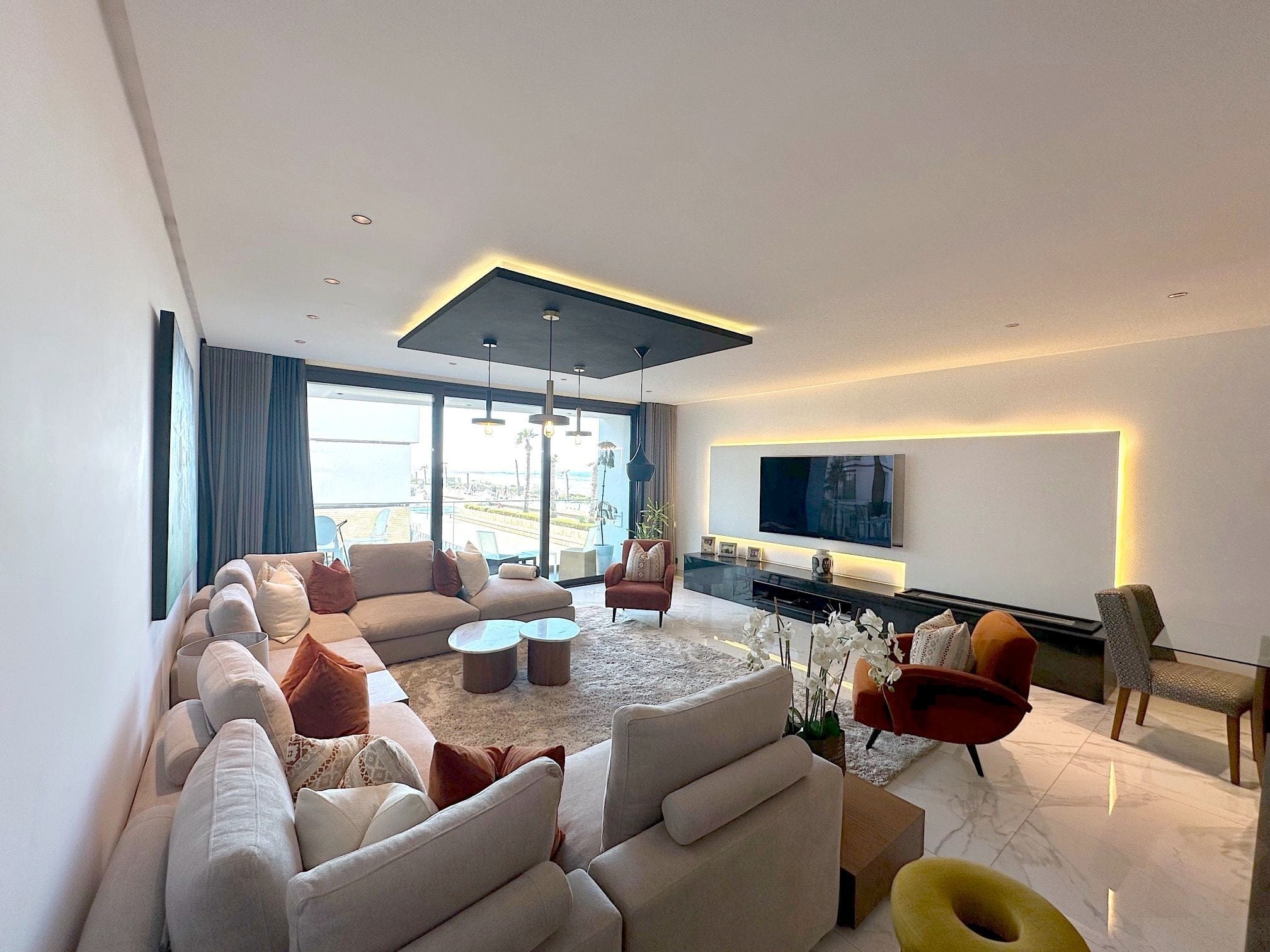 Ain Diab - 3-Bedroom Seafront Apartment, 208 m² — Other