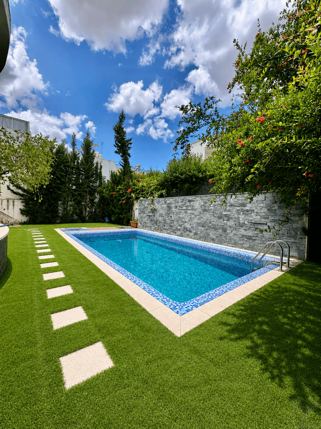 5-Bedroom Neoclassical Villa, Sidi Maarouf – Pool & Garden