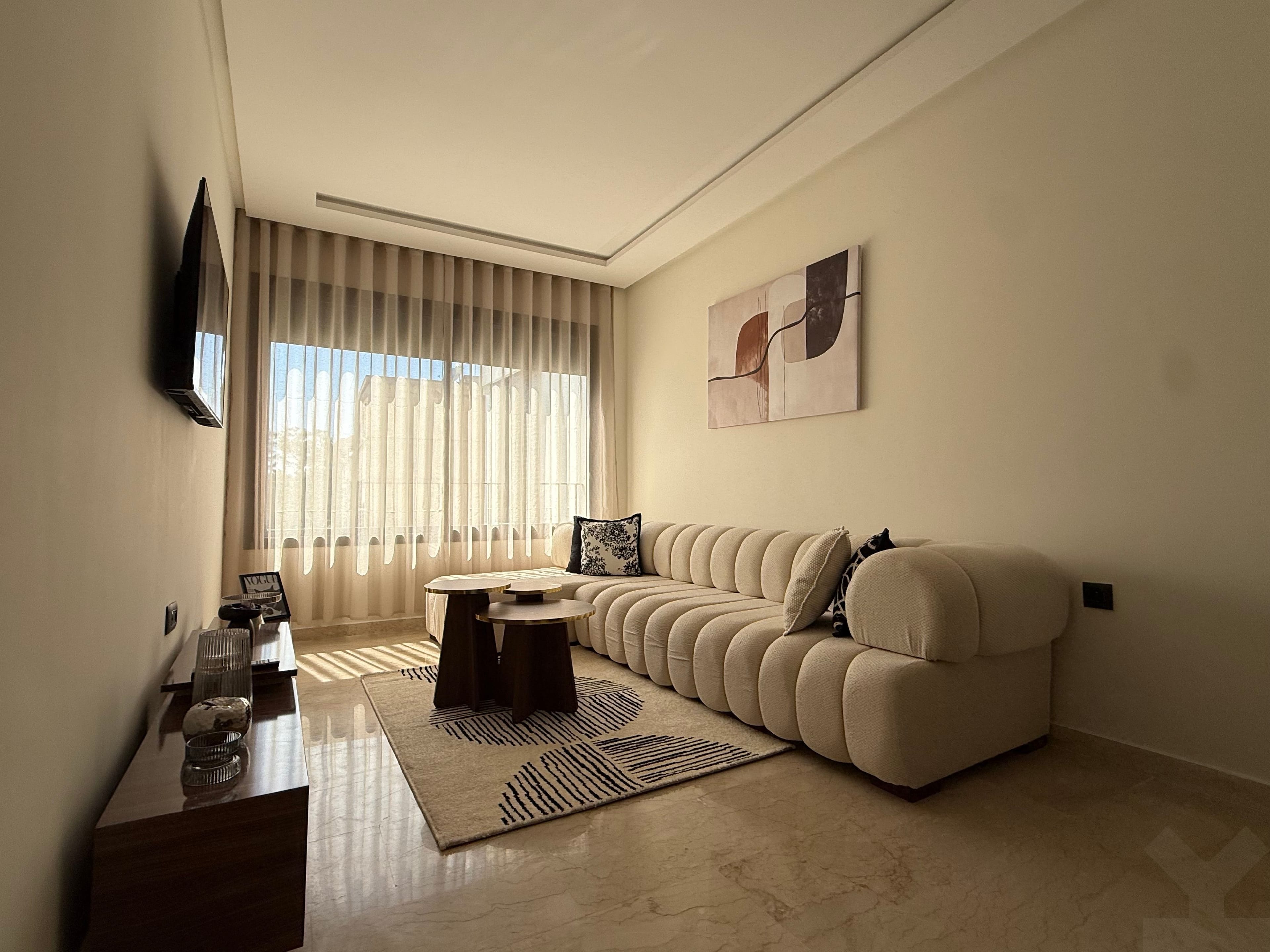 استوديو تصميم الجذور – 59 م² إطلالة على المدينة، فئة فاخرة — أخرى