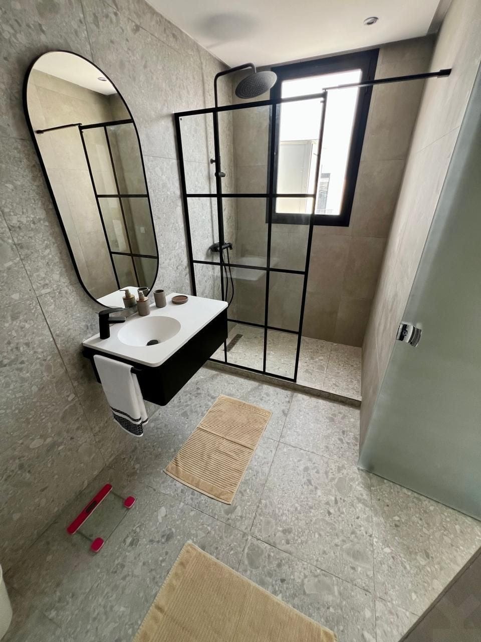 1BR Ferme Bretonne – Contemporary design, parking & security — Other