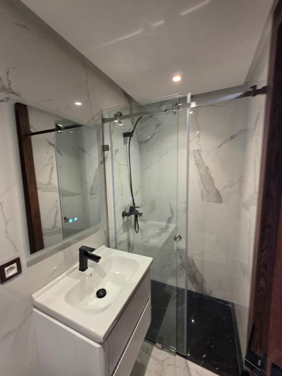 Oasis Casablanca – Brand New 1BR, 61m² Contemporary Design, Parking — Other