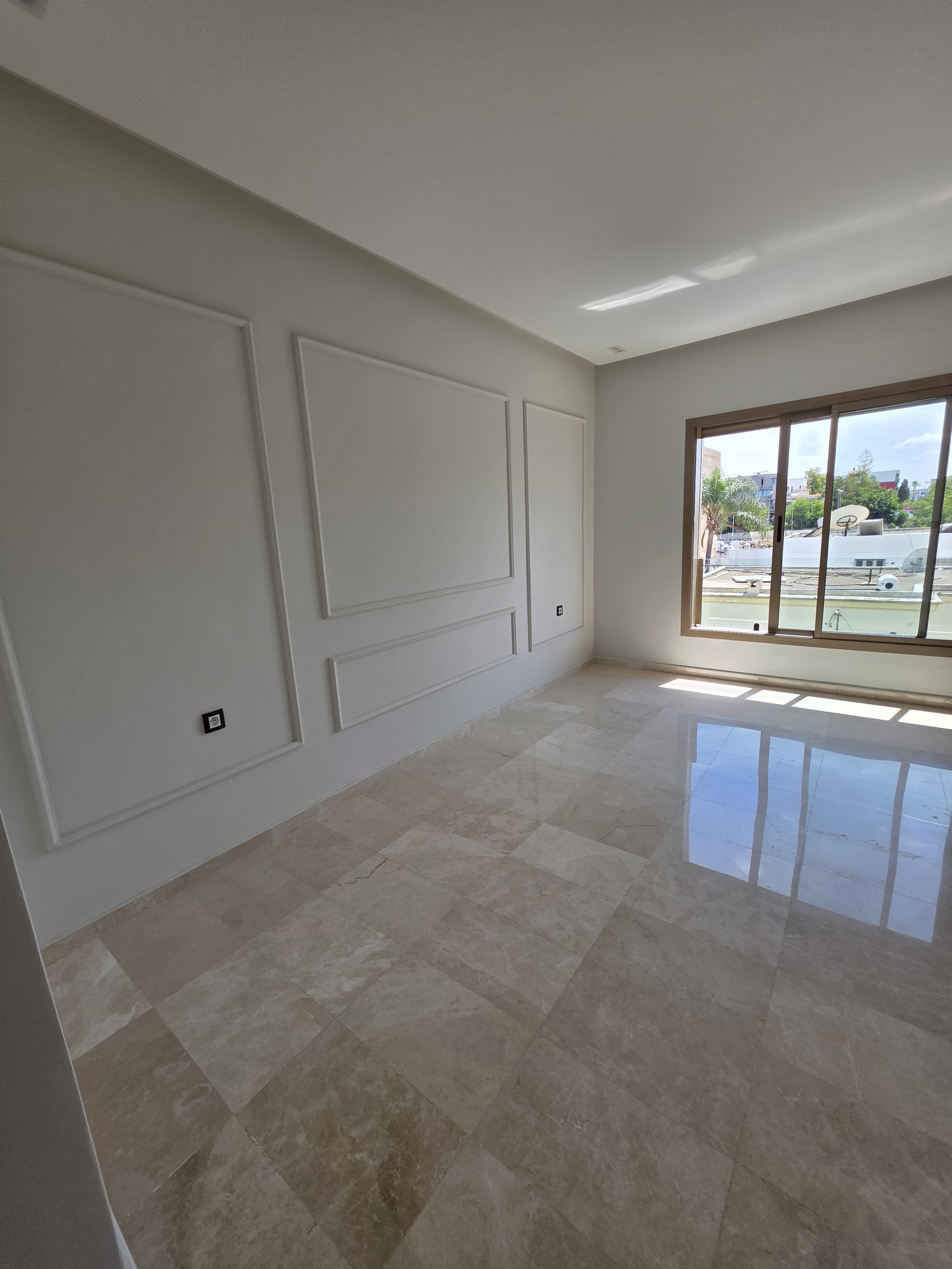 Oasis Casablanca – Brand New 1BR, 61m² Contemporary Design, Parking