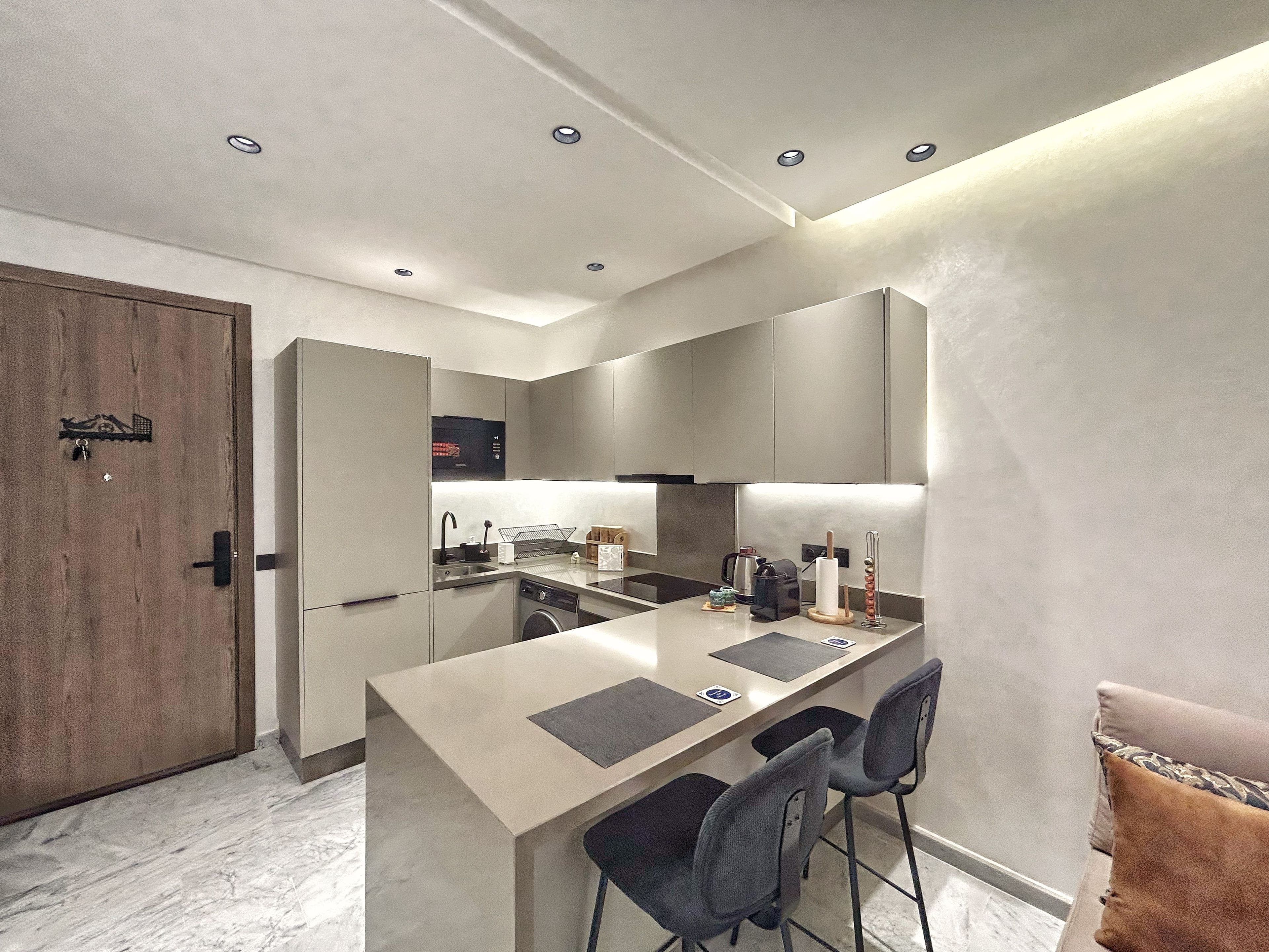 Studio prestige Palmier – Casablanca, meublé, clés en main — Autres