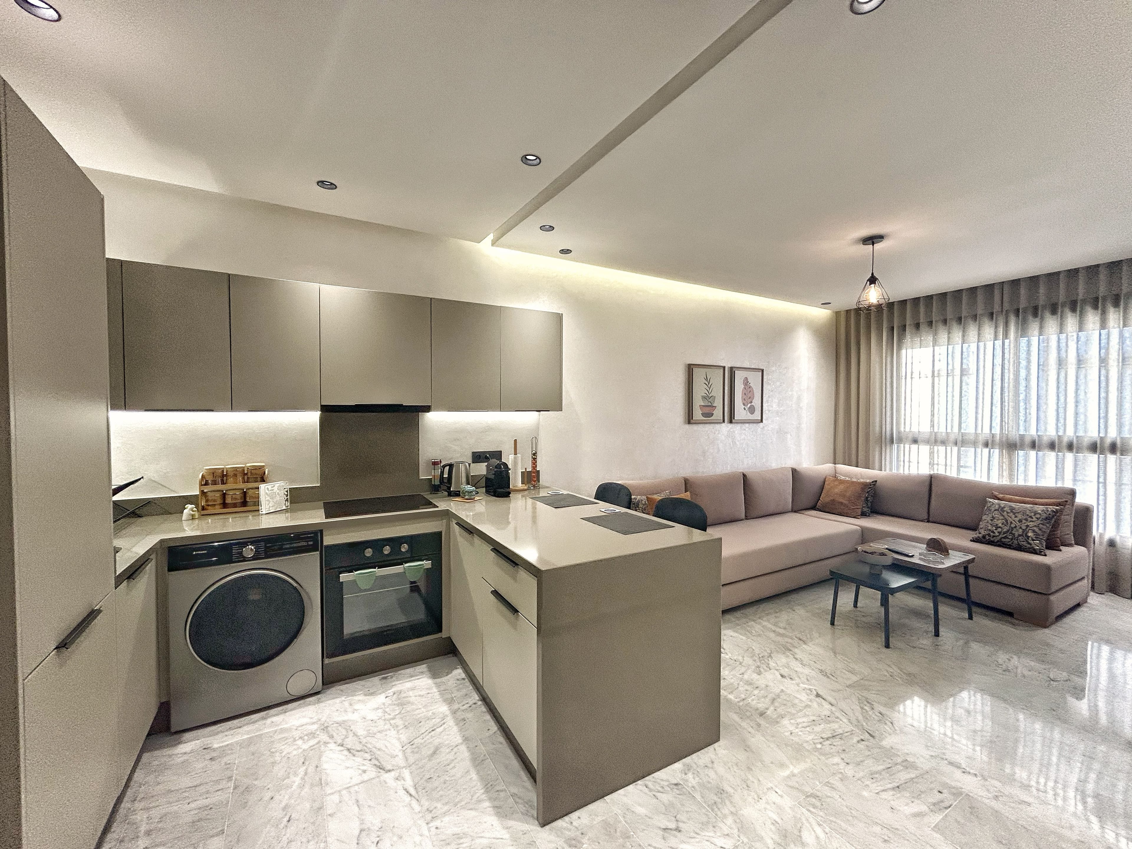 Studio prestige Palmier – Casablanca, meublé, clés en main — Autres
