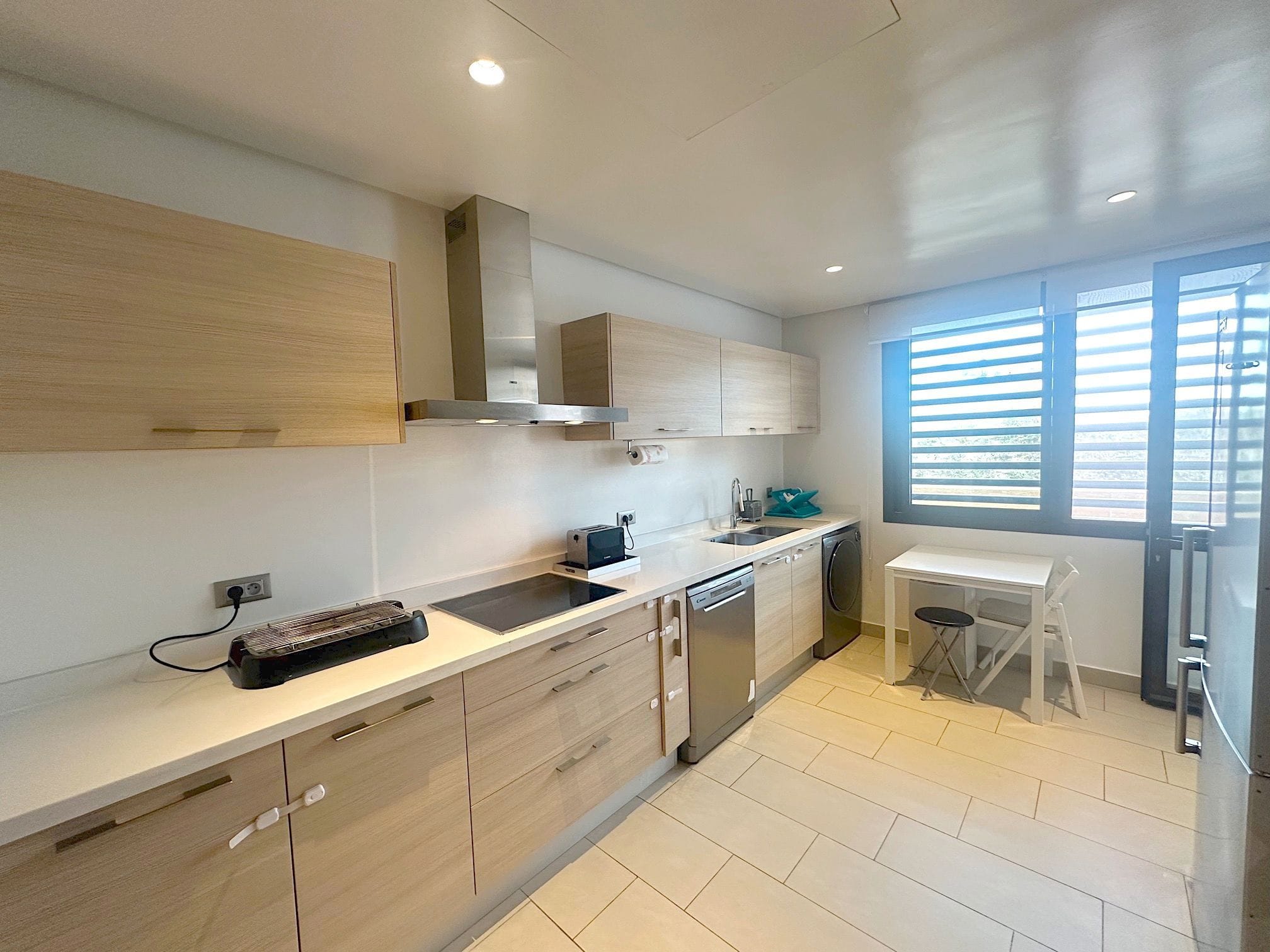 3-Bedroom Ain Diab Apartment - Panoramic Terrace & Private Jacuzzi — Other