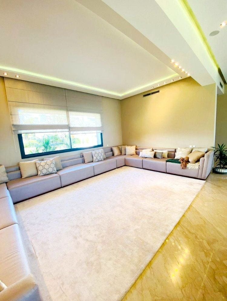 4-Bedroom Contemporary Villa with Private Pool - Bouskoura — Other